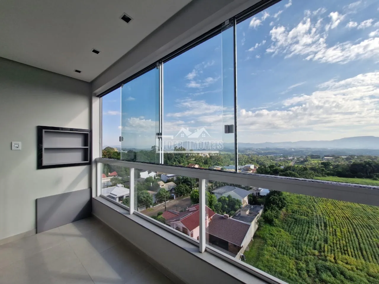 Apartamento com 2 dormitórios, foto 1