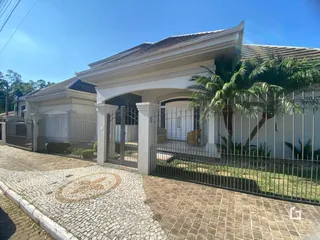 Casa com 5 dormitórios, foto 2