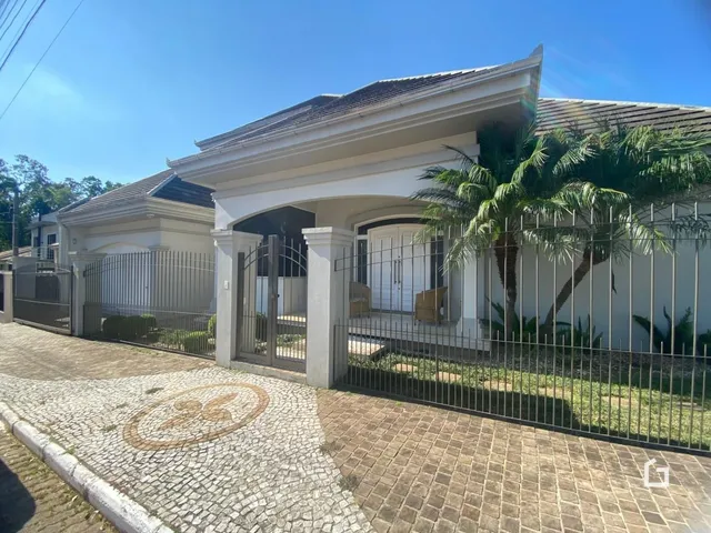 Casa com 5 dormitórios, foto 2