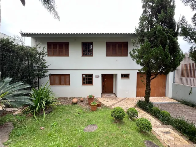 Casa com 3 dormitórios
