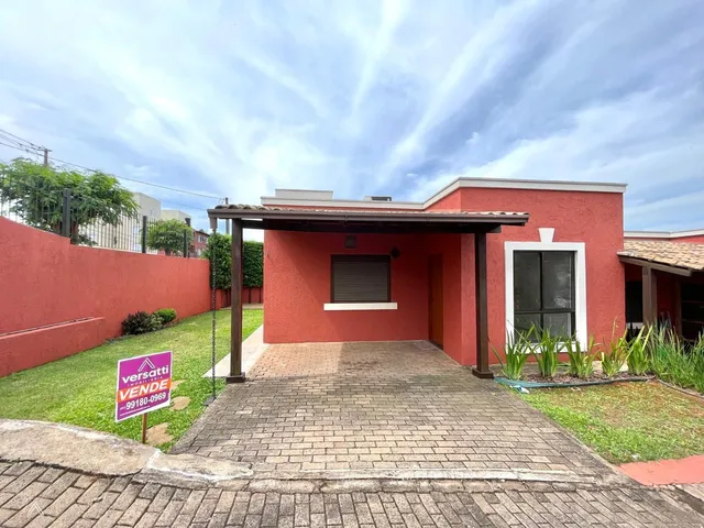 Casa geminada com 3 dormitórios