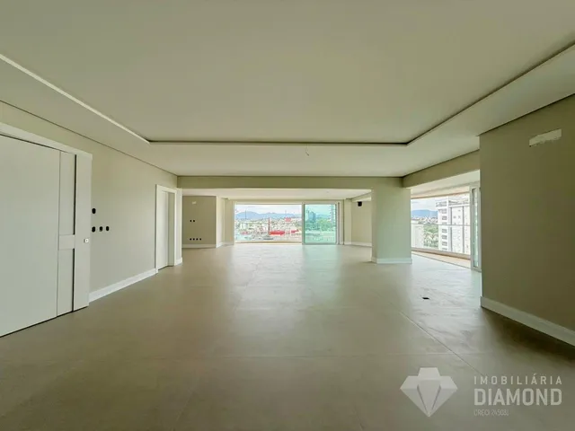 Apartamento com 4 dormitórios, foto 4