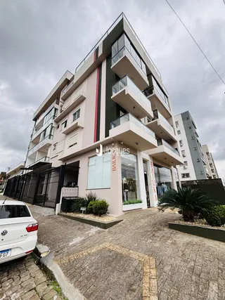 A fachada de um prédio residencial em Lajeado, Brasil.