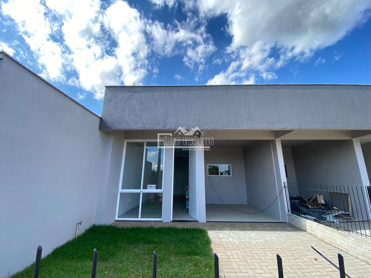 Casa geminada com 3 dormitórios, foto 1