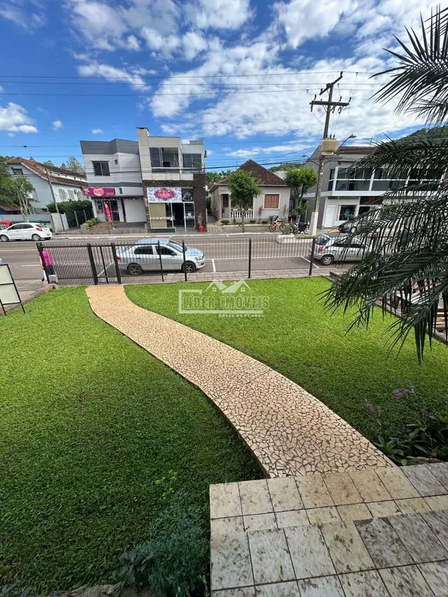 Casa com 4 dormitórios, foto 3