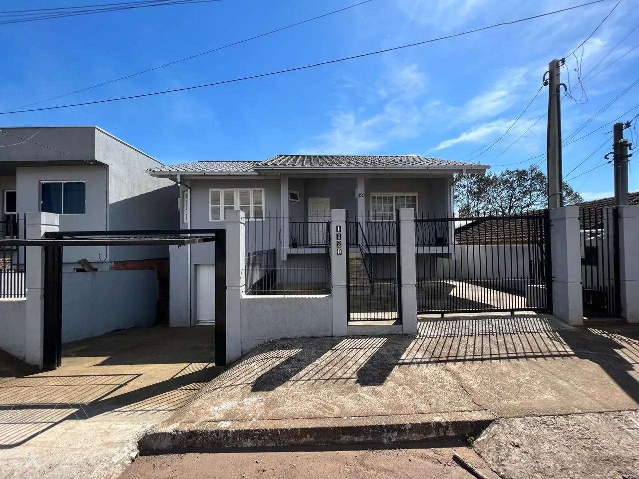 Casa com 5 dormitórios, foto 1