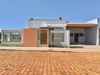 Casa com 3 dormitórios, foto 1