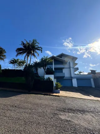 Casa com 4 dormitórios, foto 1