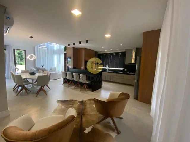 Casa com 4 dormitórios, foto 4
