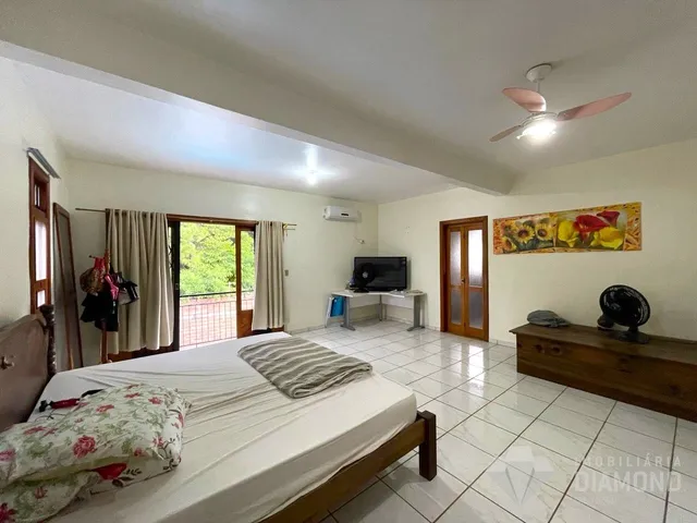 Casa com 4 dormitórios, foto 5