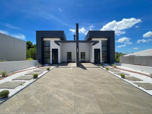 Casa geminada com 3 dormitórios