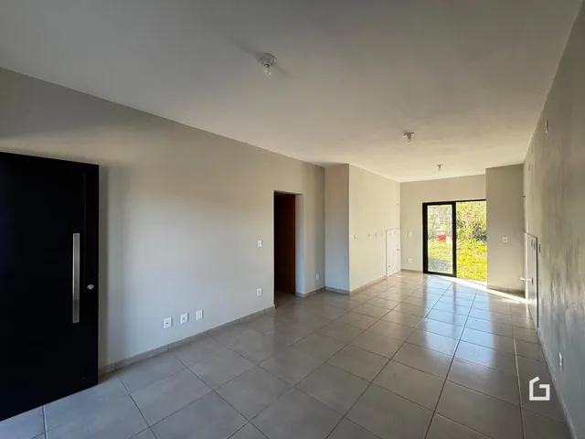 Casa geminada com 2 dormitórios, foto 3