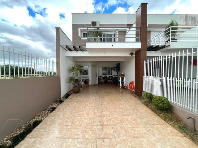 Sobrado com 3 dormitórios