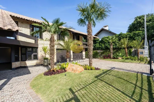Casa com 4 dormitórios, foto 2