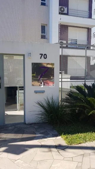Fachada de um imóvel residencial em Lajeado, Brasil.