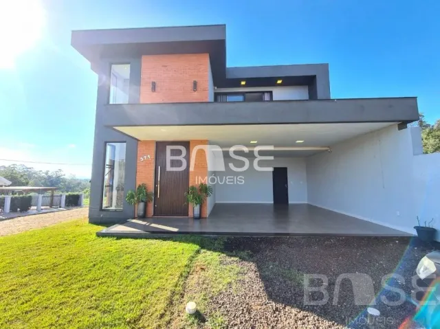 Casa com 2 dormitórios