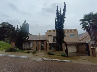 Casa com 5 dormitórios, foto 2