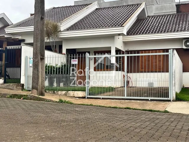 Casa geminada com 2 dormitórios
