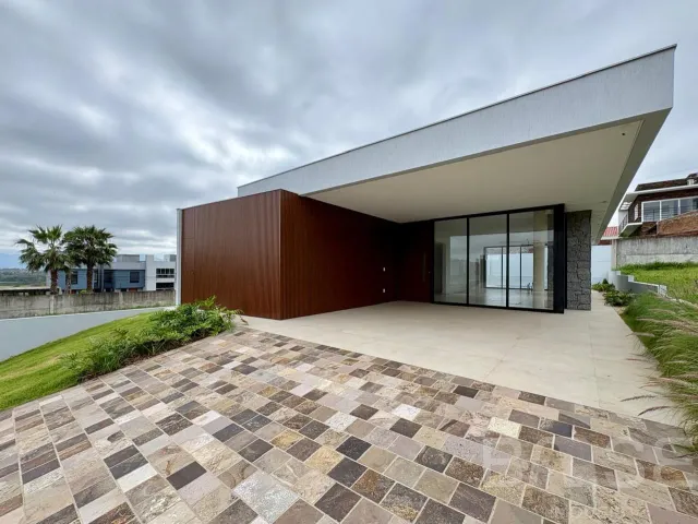 Casa com 3 dormitórios