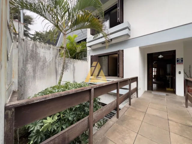 Casa com 4 dormitórios, foto 2