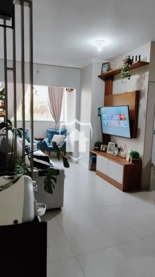 Apartamento com 2 dormitórios