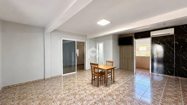 Casa com 4 dormitórios, foto 4