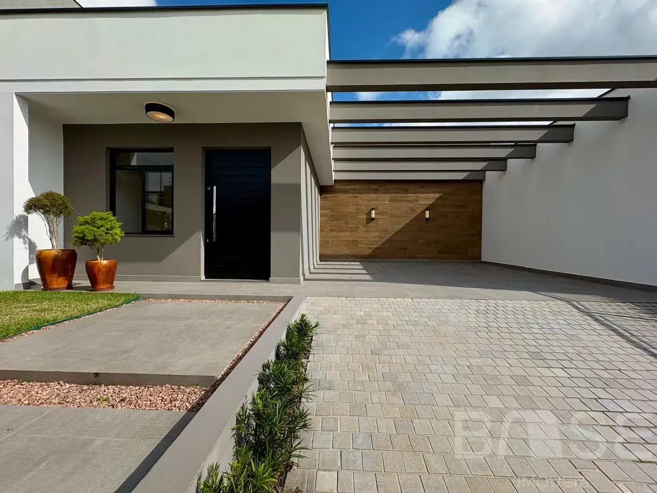 Casa com 3 dormitórios, foto 1