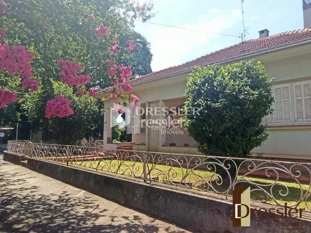 Casa com 4 dormitórios, foto 2