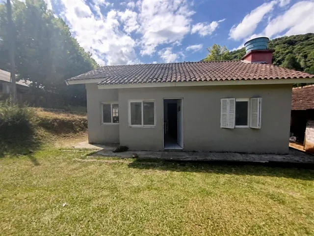 Casa com 2 dormitórios