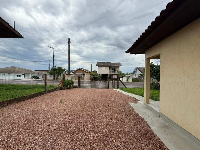 Casa com 2 dormitórios