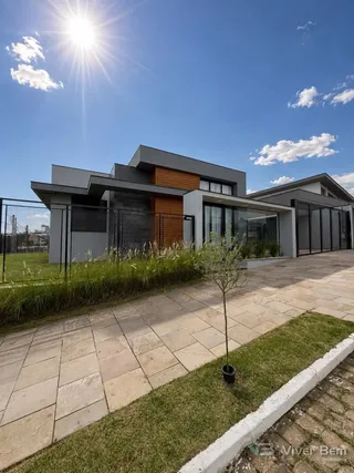 Casa com 2 dormitórios, foto 1