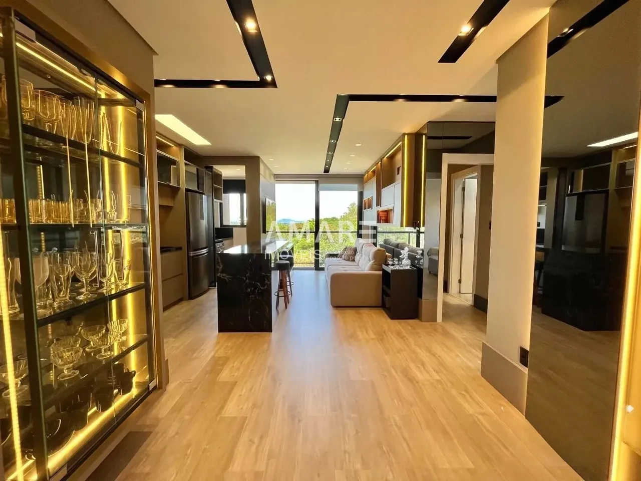 Apartamento com 2 dormitórios, foto 1