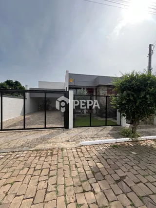 Casa com 3 dormitórios, foto 1