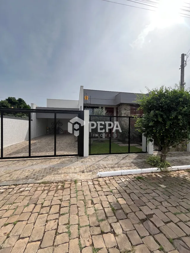 Casa com 3 dormitórios