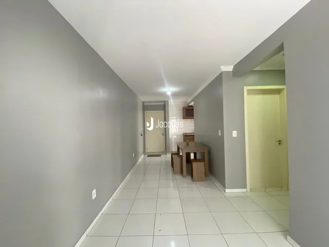Apartamento com 2 dormitórios, foto 2