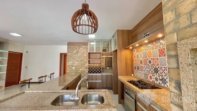 Casa com 4 dormitórios, foto 5