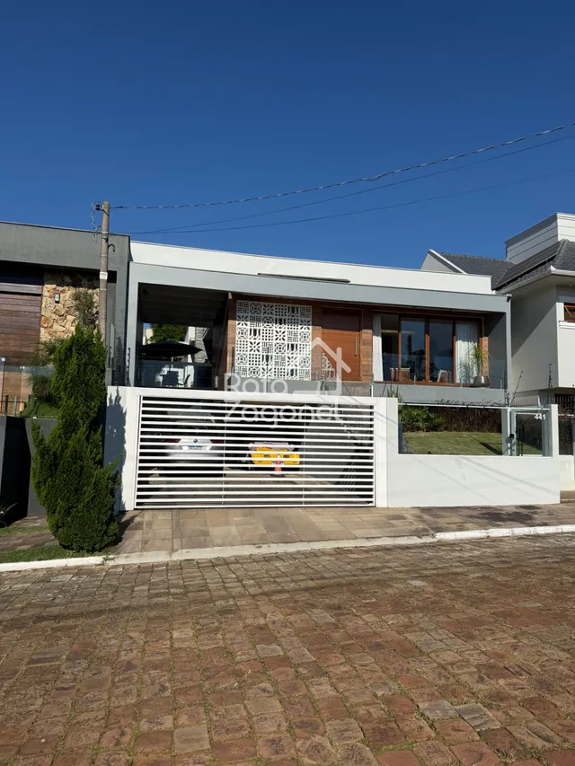 Casa com 3 dormitórios