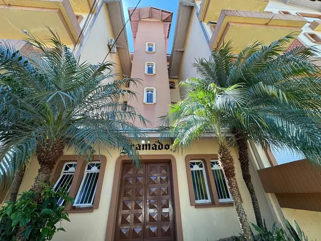 Apartamento com 2 dormitórios