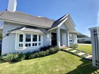 Casa com 4 dormitórios, foto 2