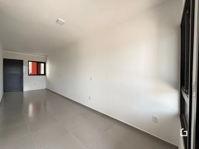 Casa geminada com 2 dormitórios, foto 2