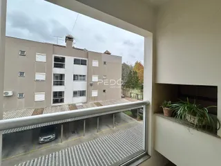 Vista da fachada de um prédio residencial em Lajeado, Brasil.