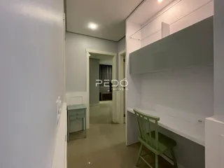 Hall de entrada de um imóvel em Lajeado, Brasil.