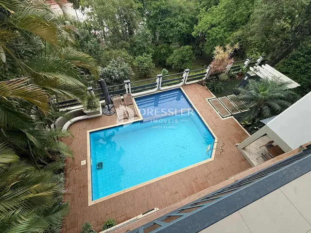 Casa com 3 dormitórios