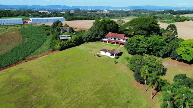 Área rural com 3 dormitórios, foto 2
