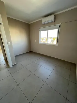 Apartamento com 2 dormitórios, foto 4