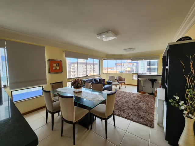 Apartamento com 3 dormitórios