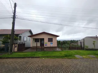 Casa com 4 dormitórios, foto 1