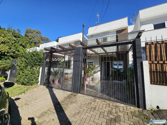 Sobrado com 2 dormitórios