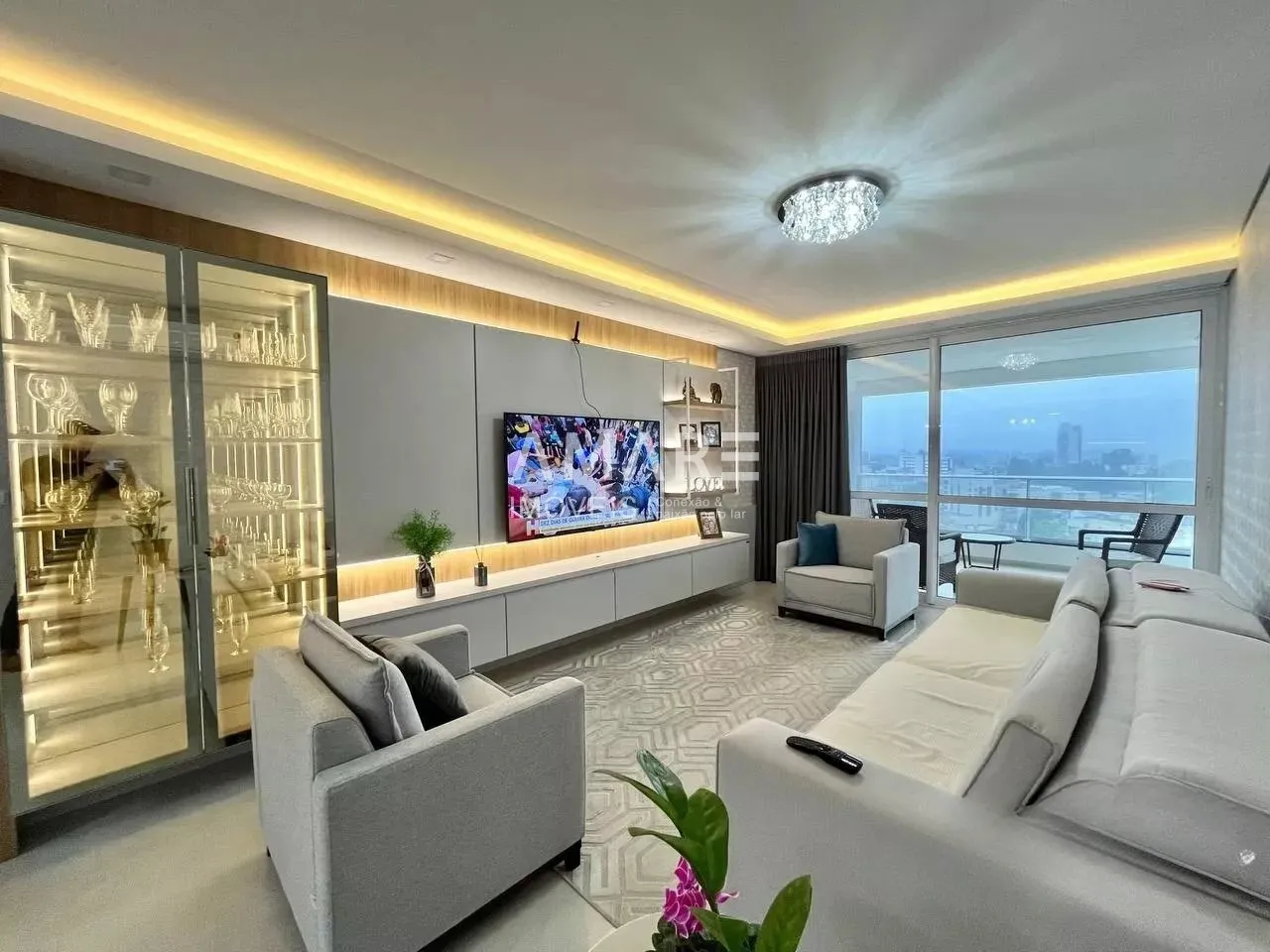 Apartamento com 3 dormitórios, foto 1