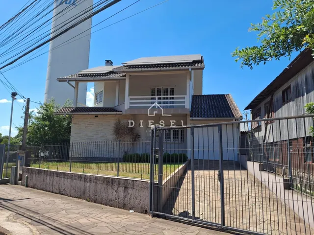 Casa com 3 dormitórios